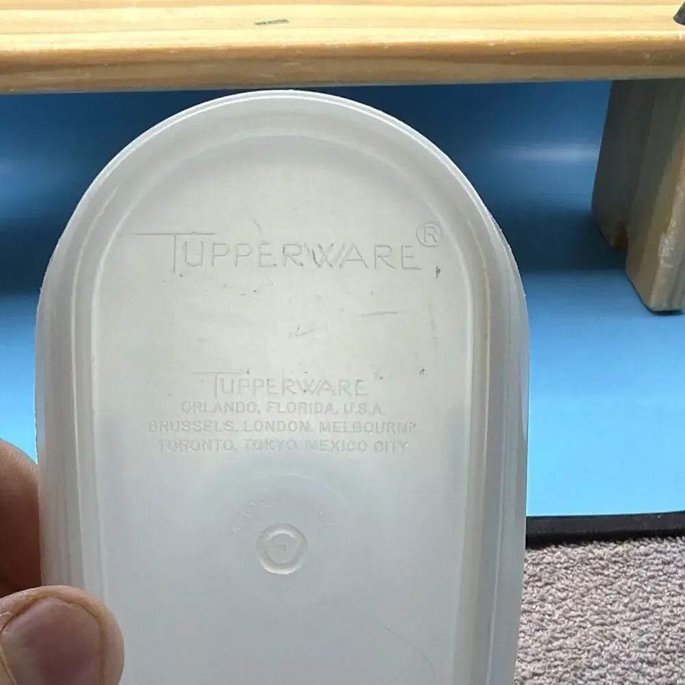 Tupperware White Plastic Rectangular Storage Container 1.9 L Snap Lid 792-1
